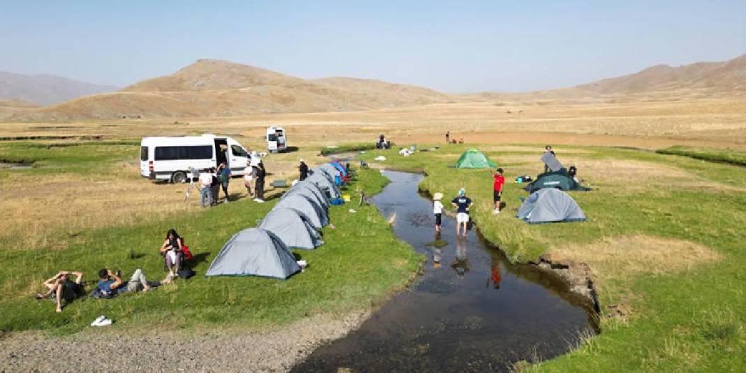 2600 rakımda doğa keyfi! Havası serin, görüntüsü mest edici: Burası ziyaretçi akınına uğruyor! 2